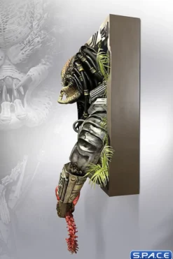 1:1 Predator Life-Size Wall Sculpture