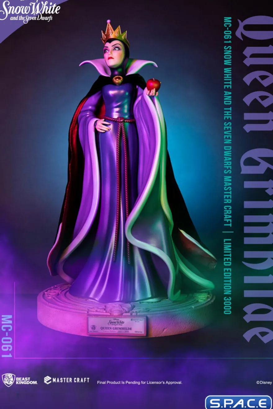 Queen Grimhilde Master Craft Statue