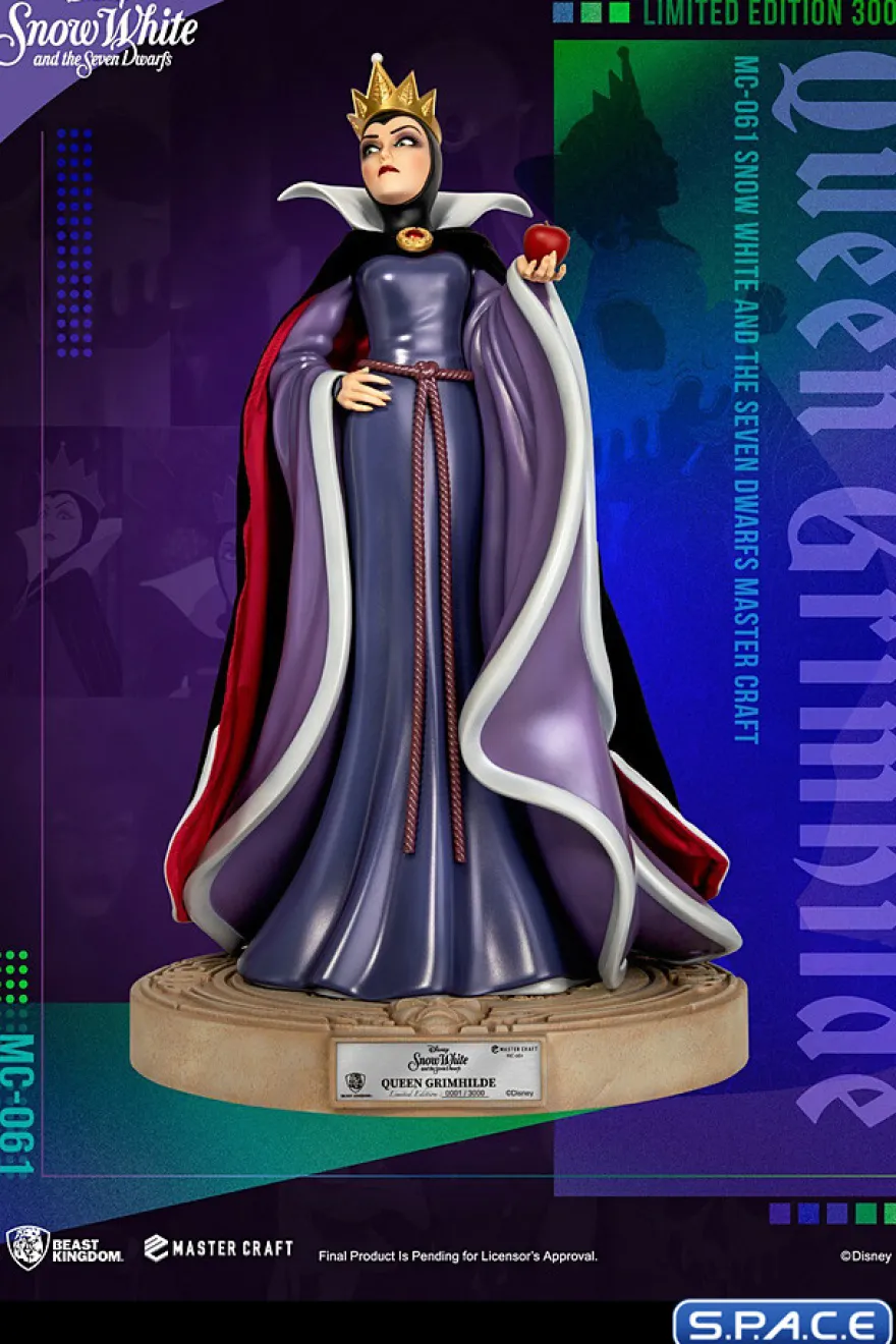 Queen Grimhilde Master Craft Statue