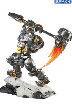 Reinhardt Premium Statue