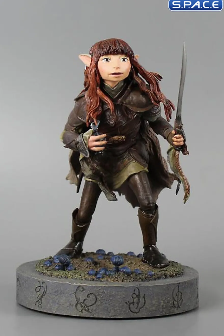 Rian the Gelfling Statue - Red Hair Version