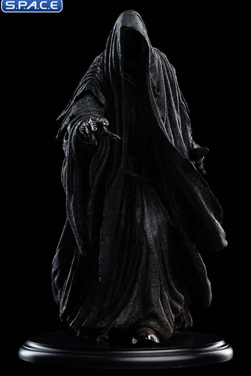 Ringwraith at the Prancing Pony Mini-Statue