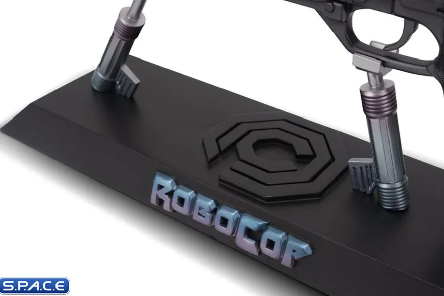 1:1 RoboCop Auto 9 Life-Size Replica