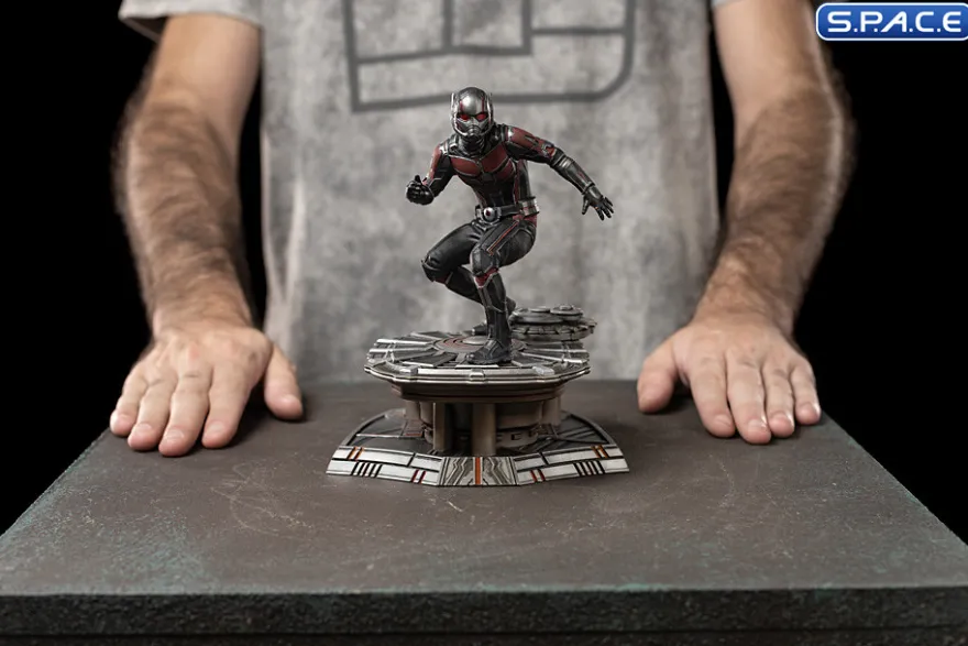 1/10 Scale Ant-Man Art Scale Statue