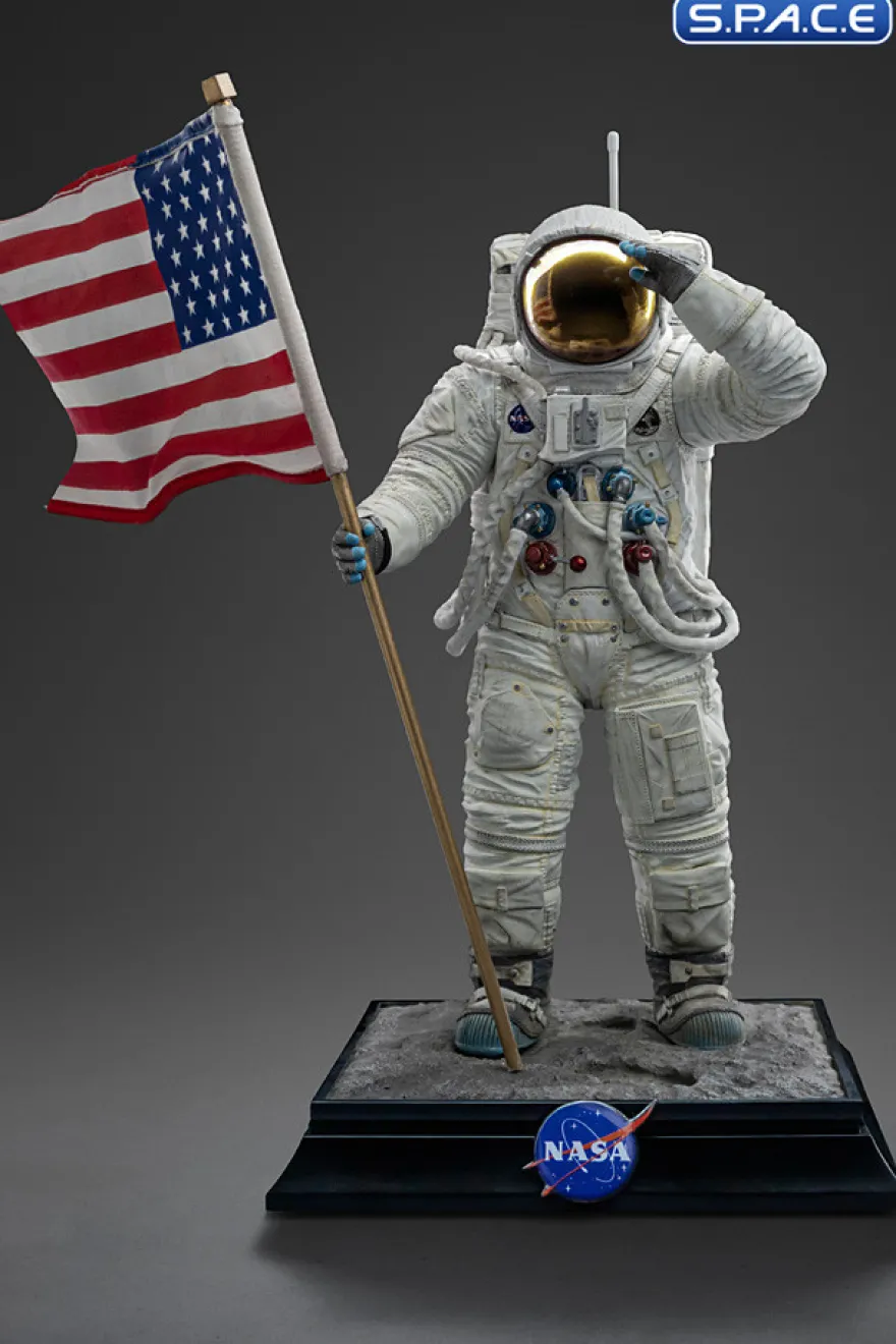 1/10 Scale Apollo 11 Astronaut Art Scale Statue