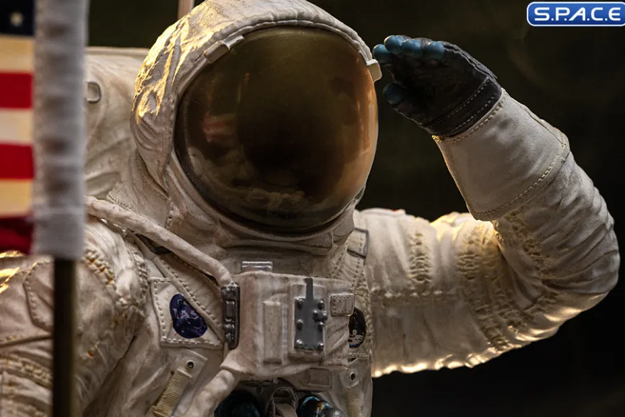 1/4 Scale Apollo 11 Astronaut Legacy Replica Statue