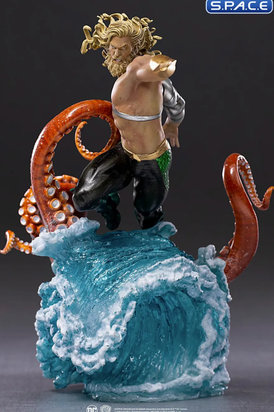 1/10 Scale Aquaman Deluxe Art Scale Statue
