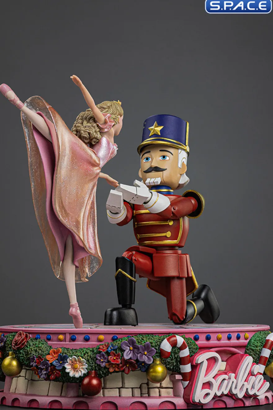 1/10 Scale Barbie Deluxe Art Scale Statue