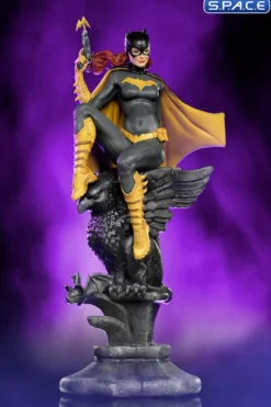 1/10 Scale Batgirl Deluxe Art Scale Statue