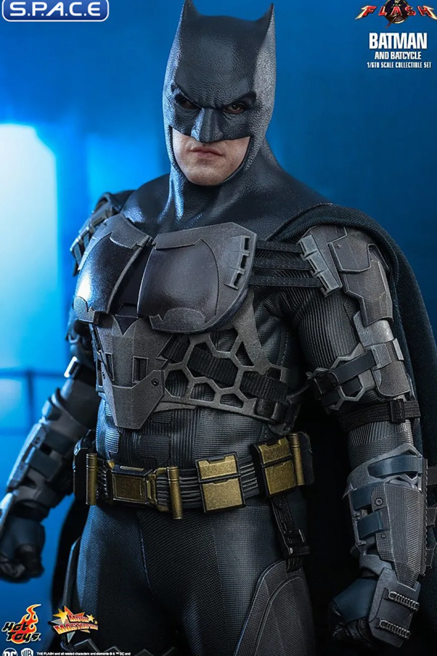 1/6 Scale Batman & Batcycle Movie Masterpiece Set MMS705