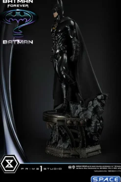 1/3 Scale Batman Museum Masterline Statue