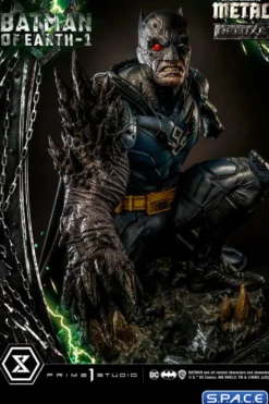 1/3 Scale Batman of Earth-1 Deluxe Museum Masterline Statue