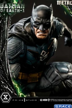 1/3 Scale Batman of Earth-1 Deluxe Museum Masterline Statue