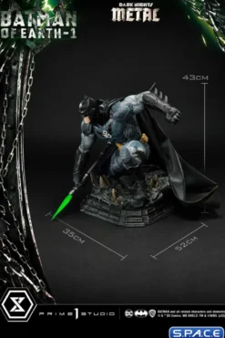1/3 Scale Batman of Earth-1 Deluxe Museum Masterline Statue