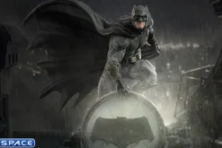 1/10 Scale Batman on Batsignal Deluxe Art Scale Statue