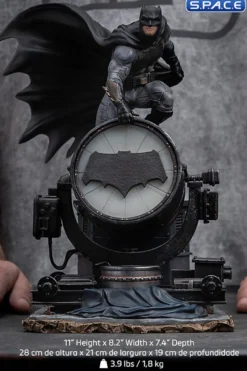 1/10 Scale Batman on Batsignal Deluxe Art Scale Statue