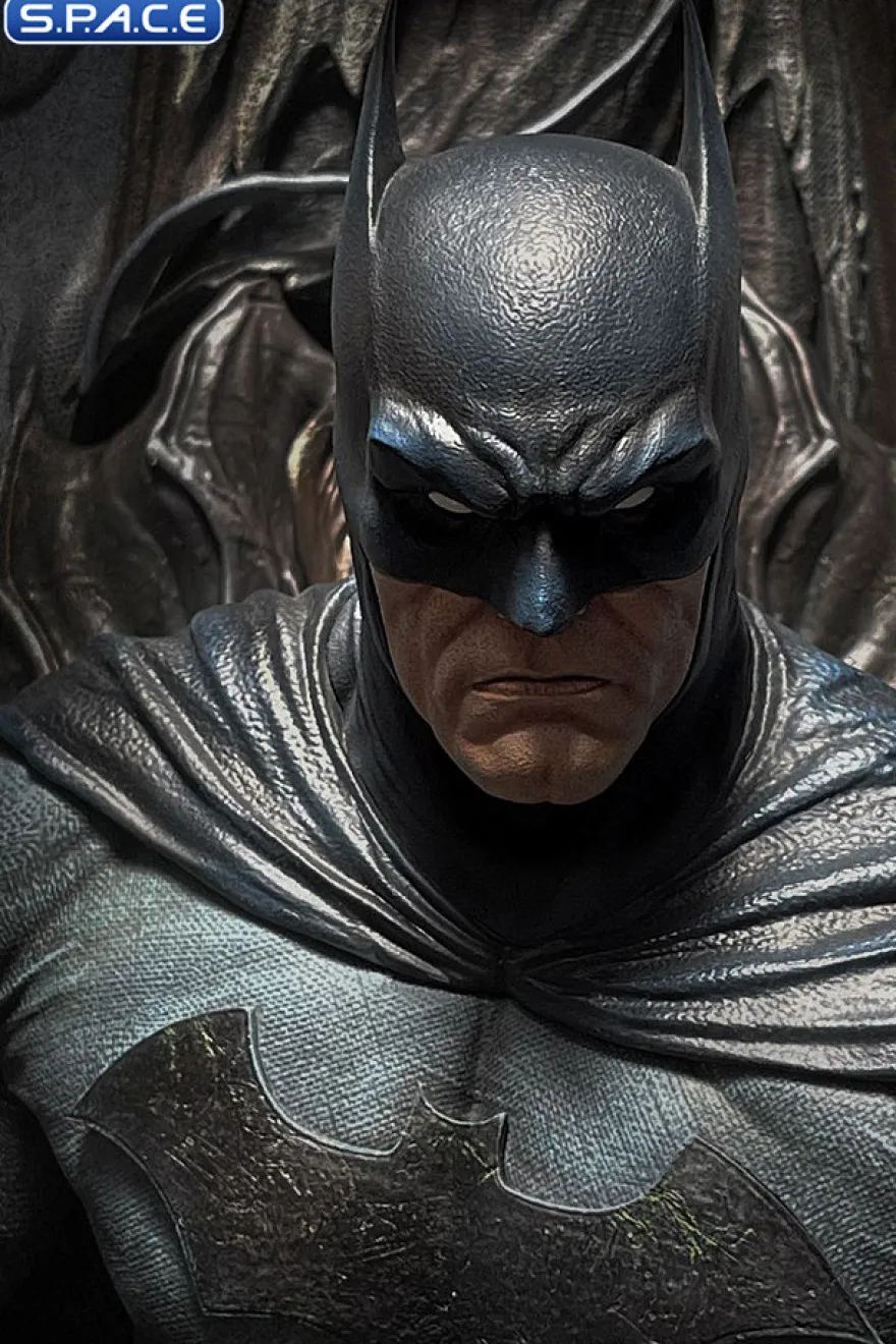 1/4 Scale Batman on Throne Statue - Premium Version