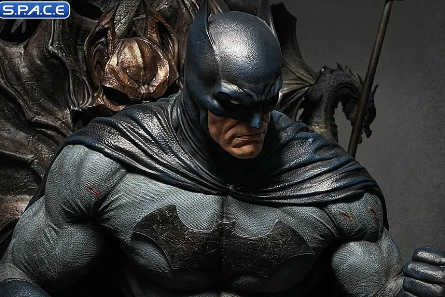 1/4 Scale Batman on Throne Statue - Premium Version
