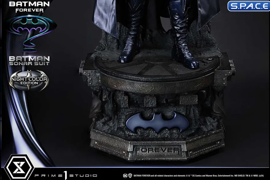 1/3 Scale Batman Sonar Suit Museum Masterline Statue