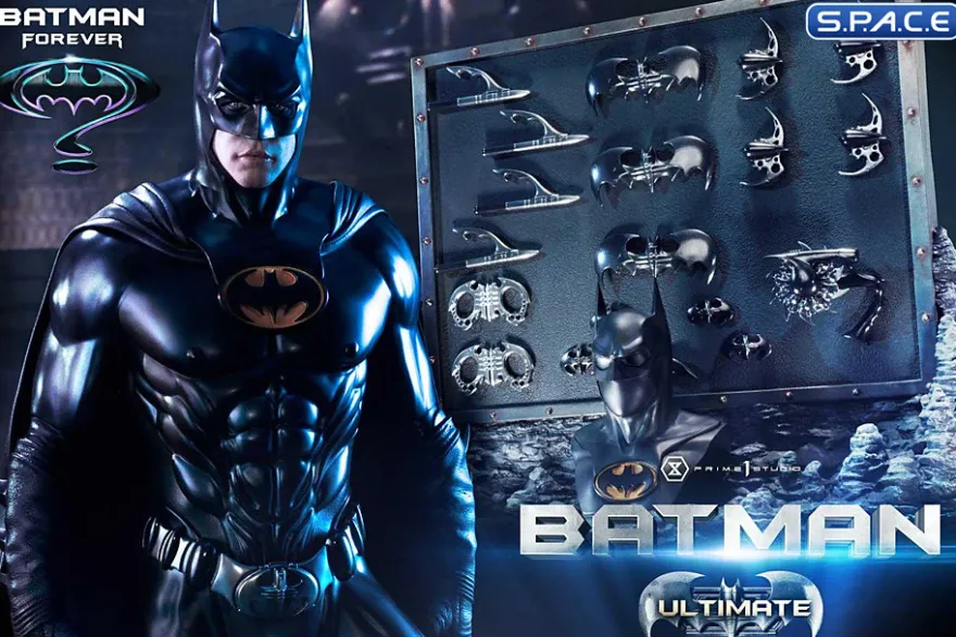1/3 Scale Batman Ultimate Museum Masterline Statue - Bonus Version