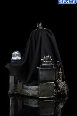 1/10 Scale Batman Unleashed Deluxe Art Scale Statue