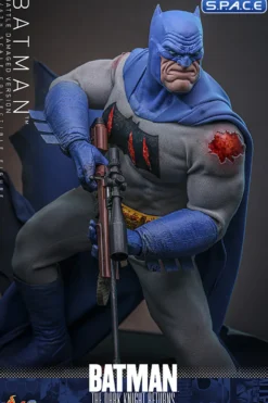 1/6 Scale Battle Damaged Batman Comic Masterpiece CMS031