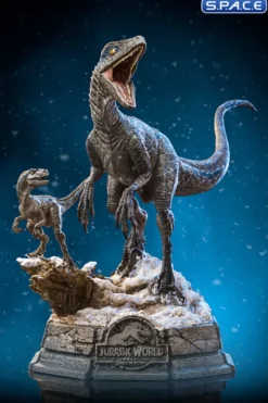 1/10 Scale Blue and Beta Deluxe Art Scale