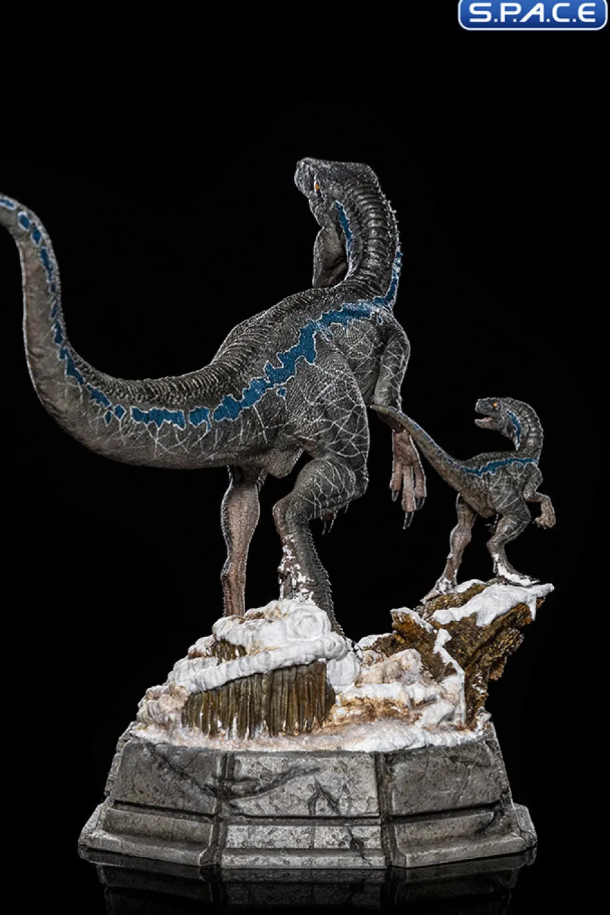 1/10 Scale Blue and Beta Deluxe Art Scale