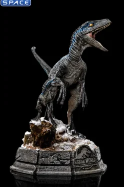 1/10 Scale Blue and Beta Deluxe Art Scale