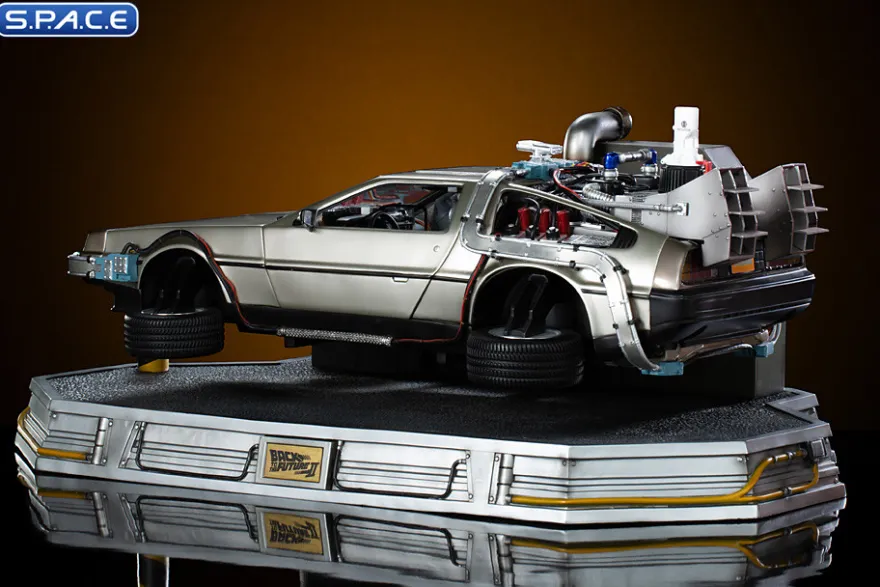 1/10 Scale DeLorean Art Scale Statue