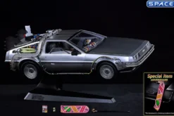 1/6 Scale DeLorean Time Machine Ultimate Masterpiece Series