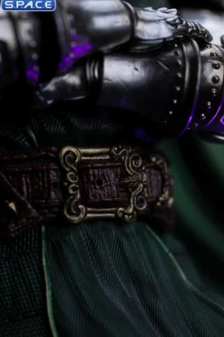 1/10 Scale Doctor Doom Deluxe Art Scale Statue