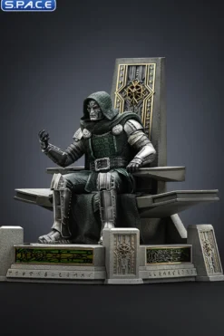 1/10 Scale Doctor Doom on Throne Deluxe Art Scale Statue