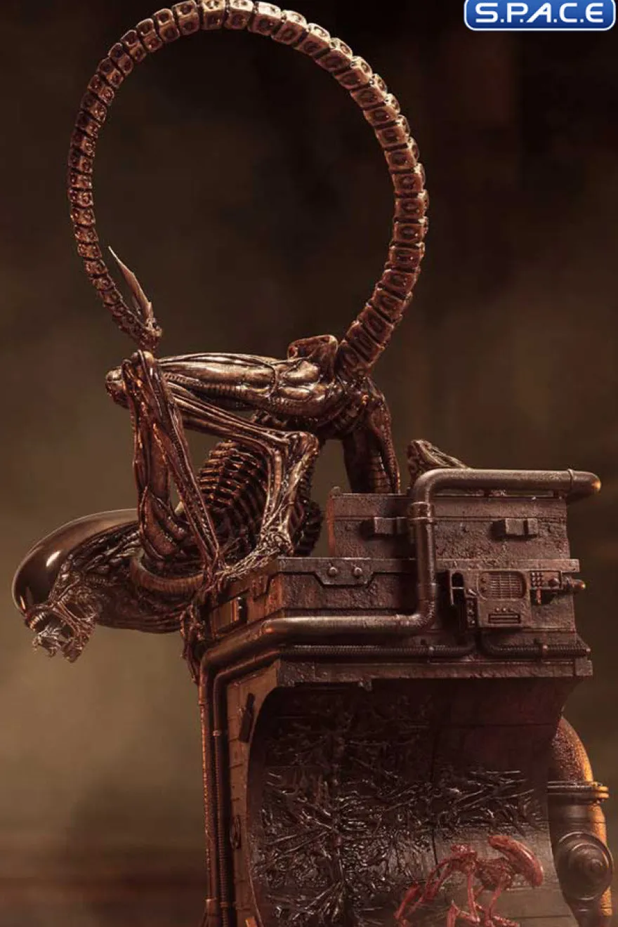 1/3 Scale Dog Alien Museum Masterline XL Statue