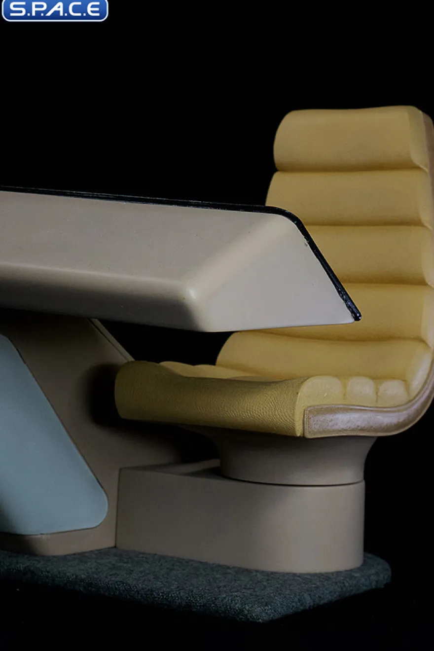 1/6 Scale Enterprise-D CONN Bridge Console