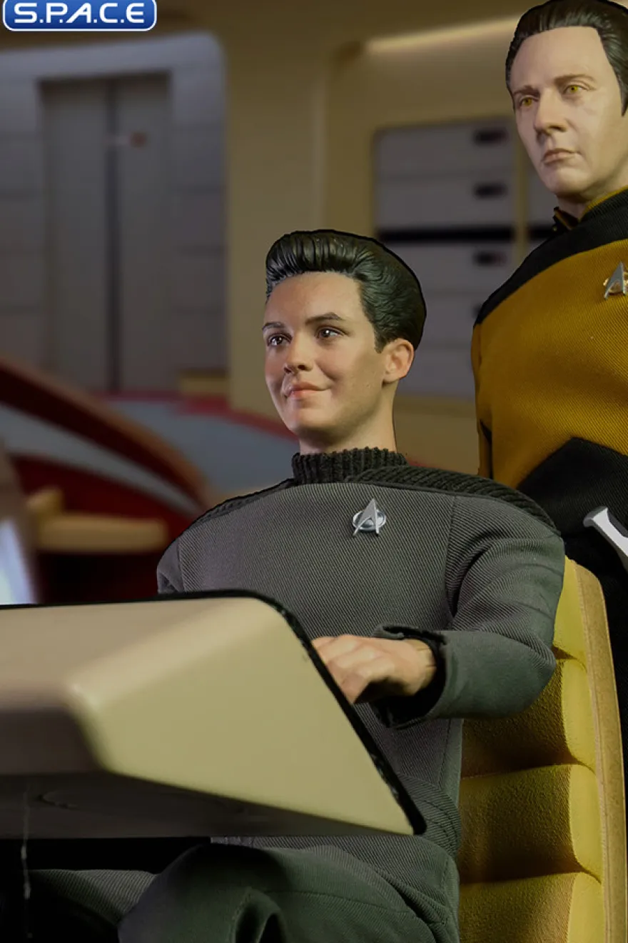 1/6 Scale Enterprise-D Operations Bridge Console