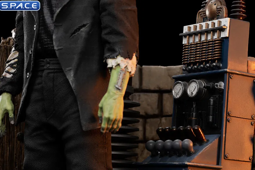 1/10 Scale Frankenstein's Monster Deluxe Art Scale Statue