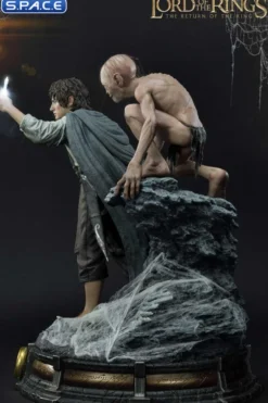 1/4 Scale Frodo & Gollum Premium Masterline Statue