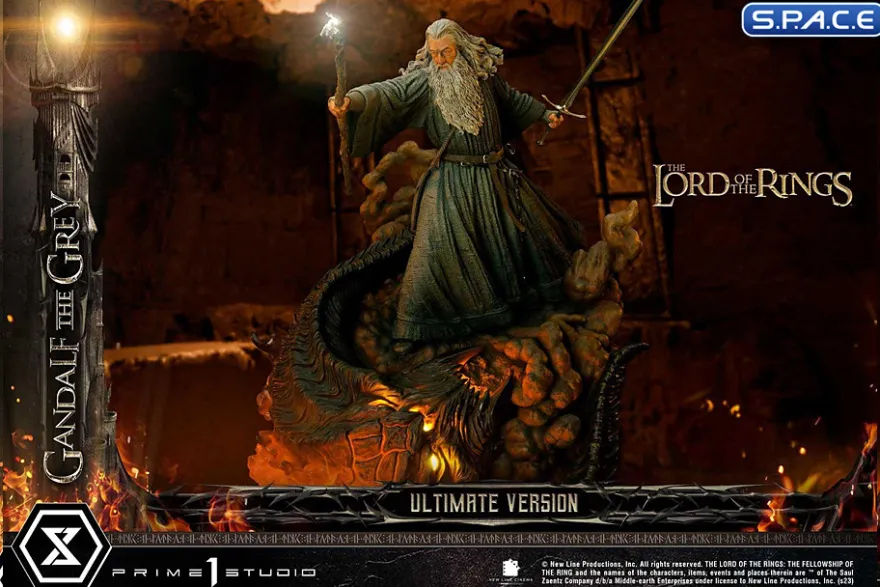 1/4 Scale Gandalf the Grey Ultimate Premium Masterline Statue