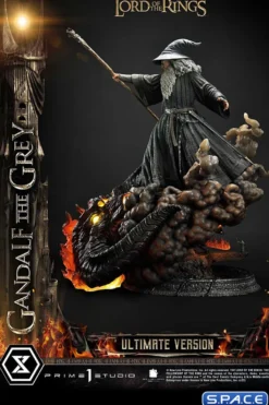 1/4 Scale Gandalf the Grey Ultimate Premium Masterline Statue