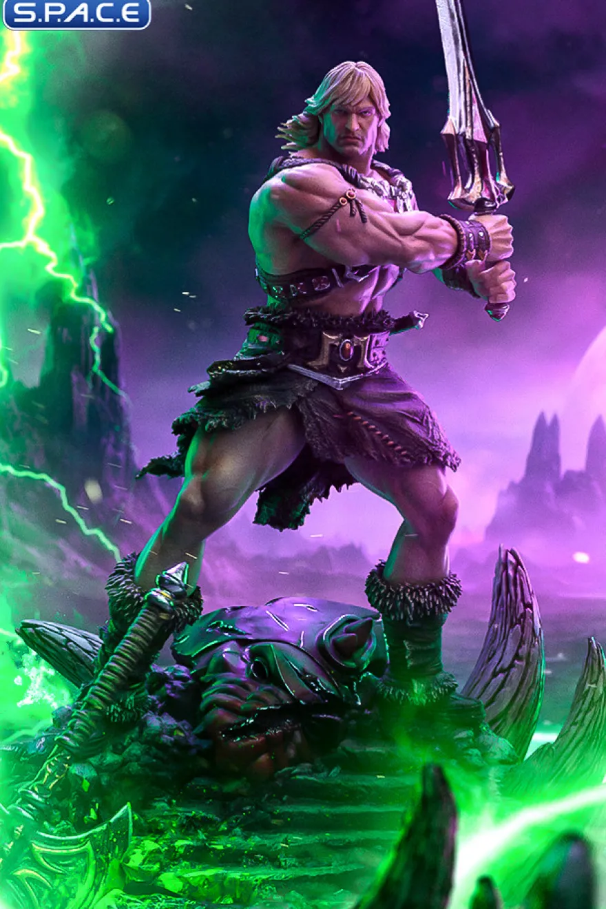 1/10 Scale He-Man Unleashed Deluxe Art Scale Statue