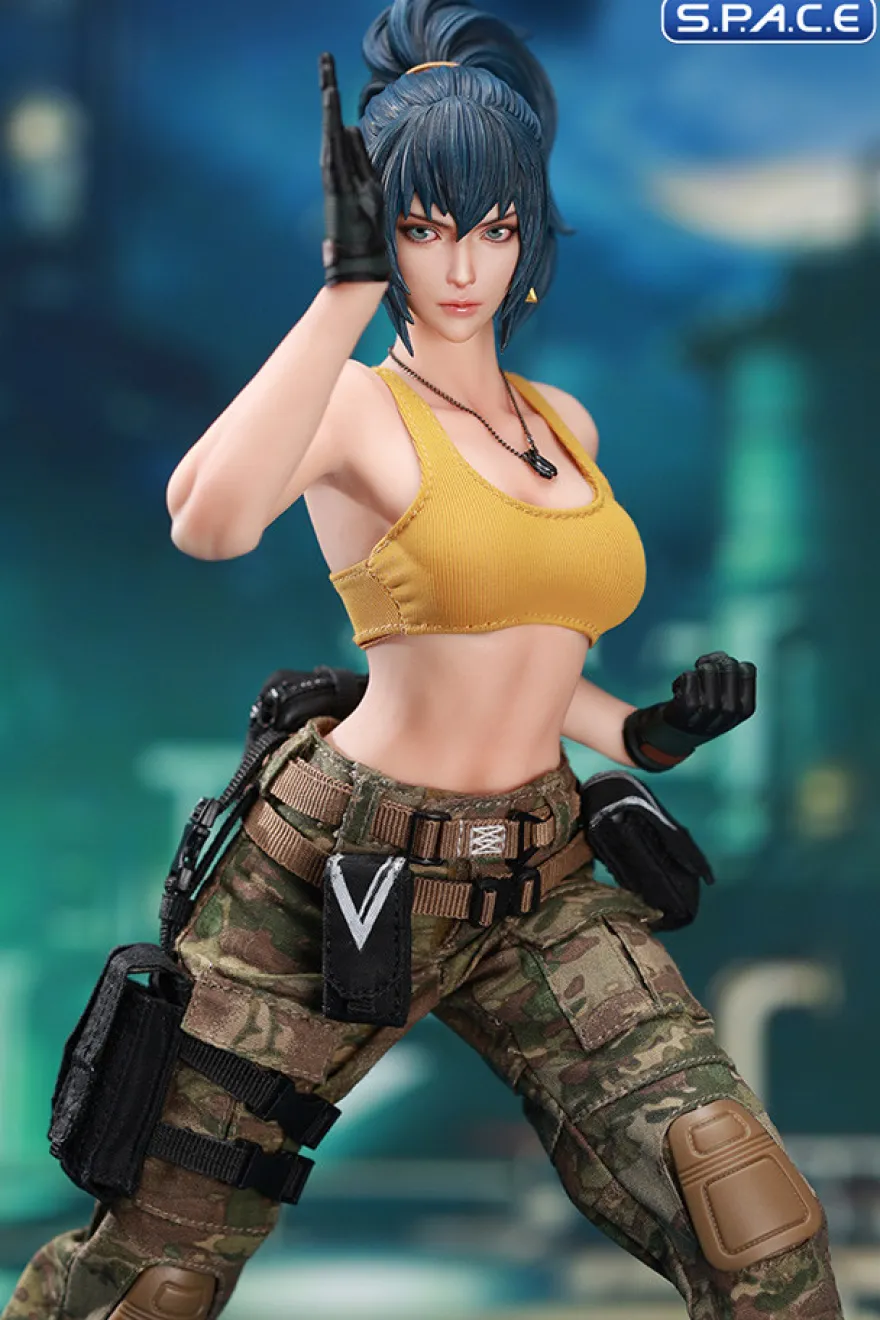 1/6 Scale Leona Heidern