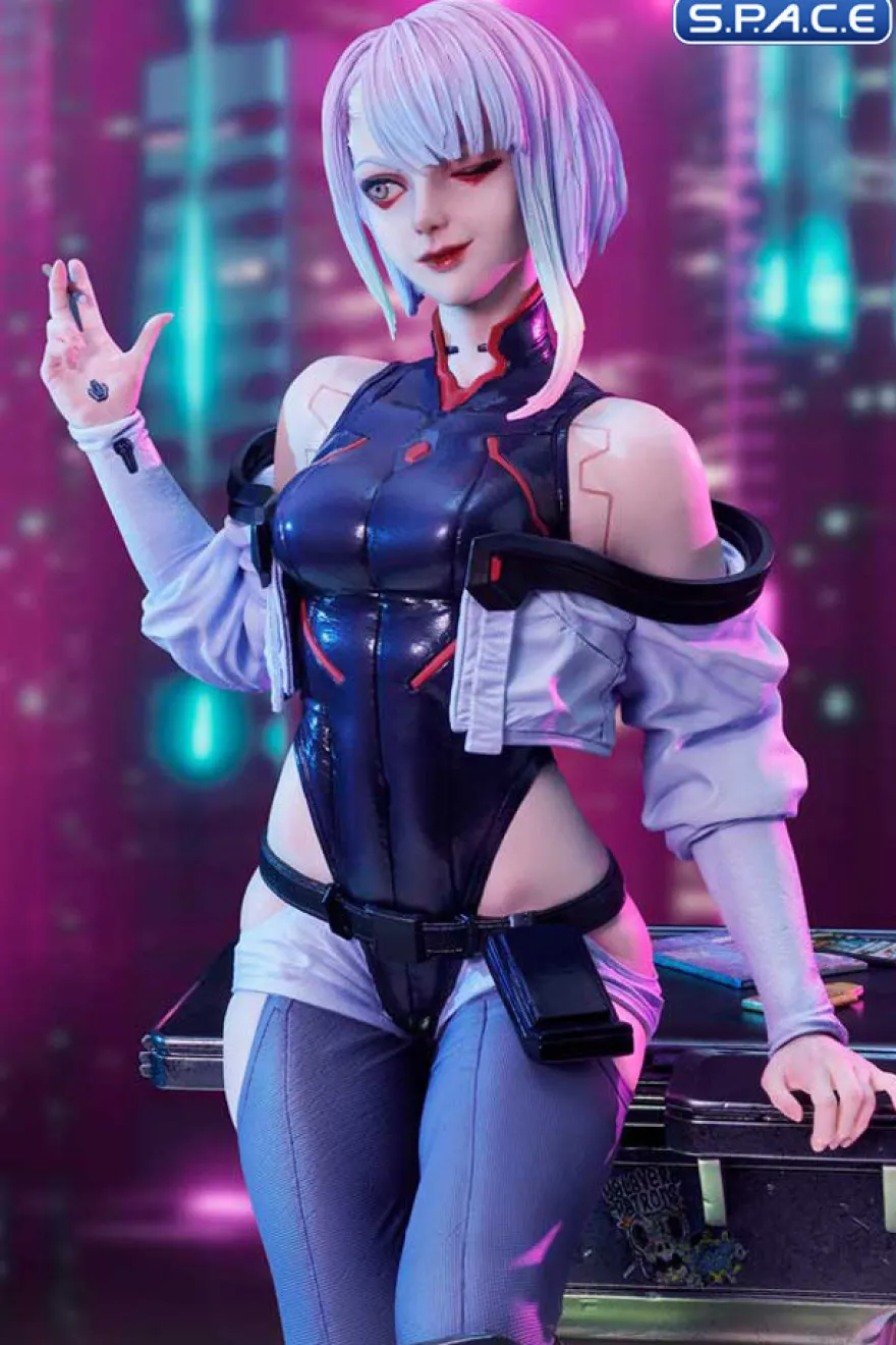 1/4 Scale Lucy Deluxe Real Elite Masterline Statue