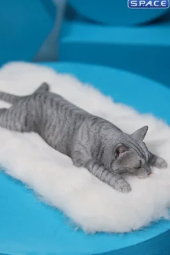 1/6 Scale lying Cat