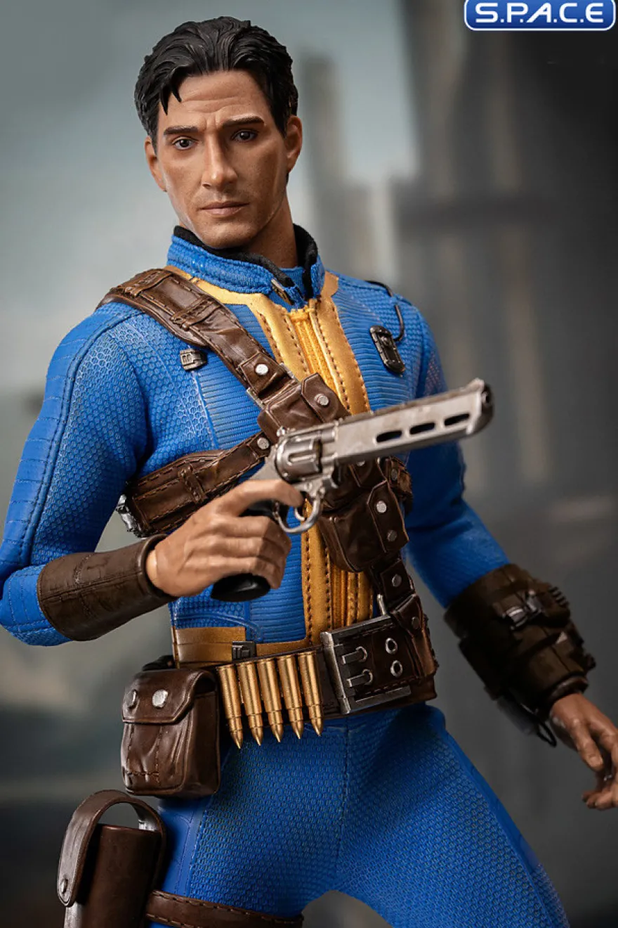 1/6 Scale Male Sole Survivor