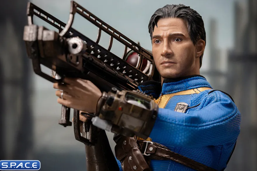 1/6 Scale Male Sole Survivor
