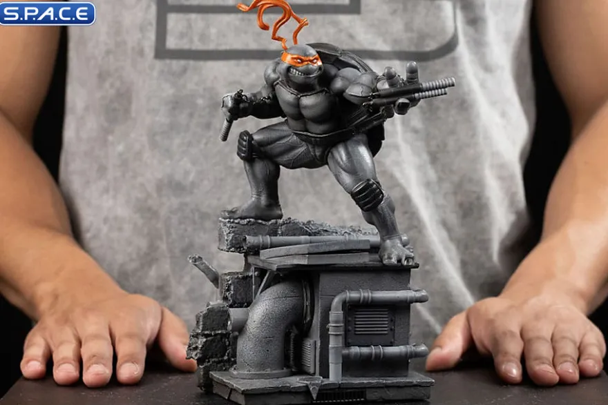 1/10 Scale Michelangelo BDS Art Scale Statue - black & white Version
