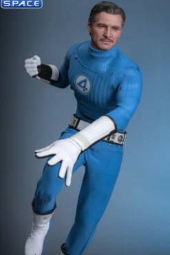 1/6 Scale Mister Fantastic Movie Masterpiece MMS821