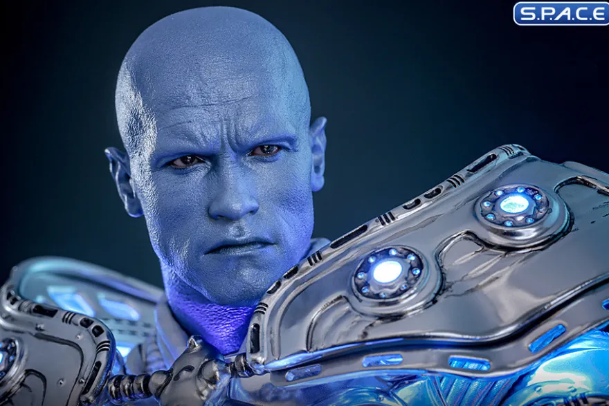 1/6 Scale Mr. Freeze Deluxe Version Movie Masterpiece MMS800