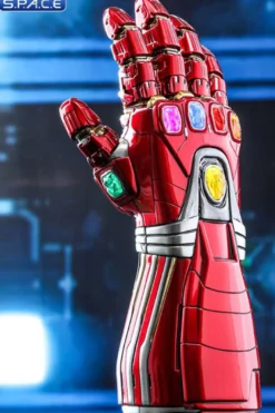 1/4 Scale Nano Gauntlet Replica